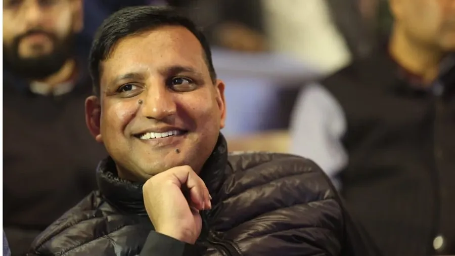 લાલુ પરિવારમાં મોટું ભંગાણ: રોહિણી આચાર્યએ રાજકારણ અને 'નાતો તોડવાની' કરી જાહેરાત 3 sanjay yadav.jpg