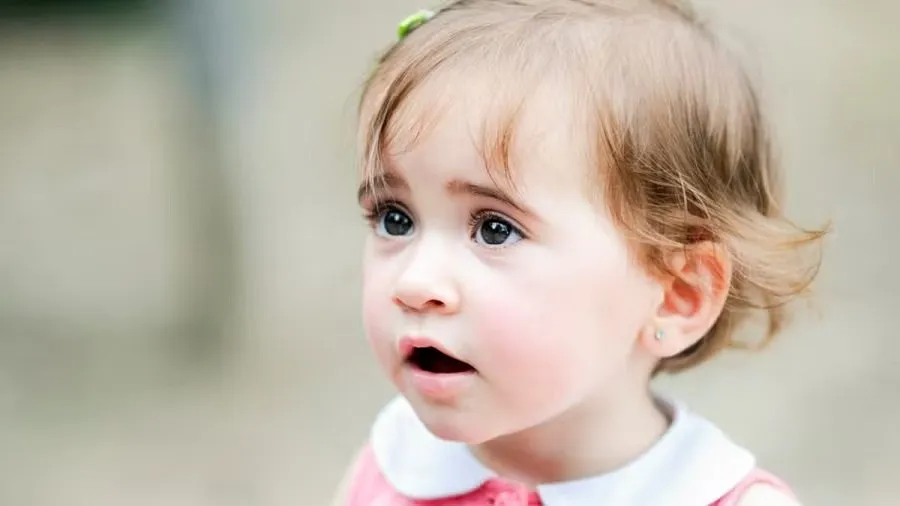 શું બાળકના કાનમાં તેલ નાખવું યોગ્ય છે? જાણો નિષ્ણાતોની સલાહ 3 baby