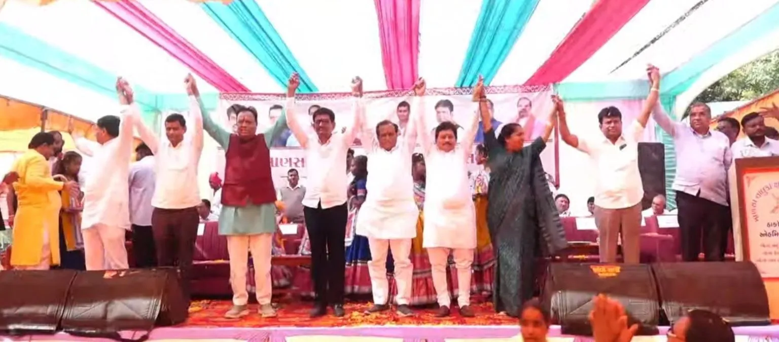 ઠાકોર સમાજના કાર્યક્રમમાં ઋષિભારતી બાપુનું નિવેદન અને ગુજરાતની રાજનીતિમાં ઉછળેલો નવો વિવાદ 2 rishi bharati bapu statement alpesh thakor 1.png