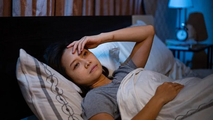 ઓછી ઊંઘ માટે કયું વિટામિન જવાબદાર છે? જાણો કયા વિટામિનની ઊણપથી નથી આવતી ઊંઘ 2 Vitamin Deficiency