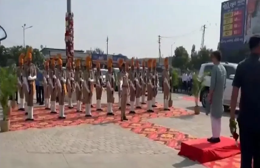 ખોડલધામ ખાતે નાયબ મુખ્યમંત્રી હર્ષ સંઘવીની પહેલીવાર હાજરી 2 harsh sanghvi khodaldham visit 1.jpeg