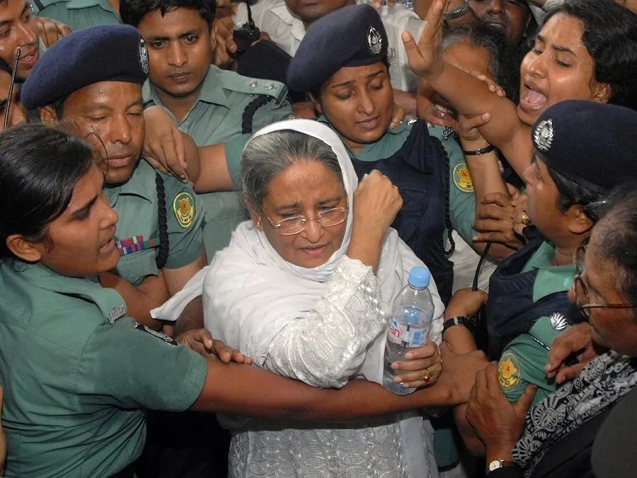 બાંગ્લાદેશ ICTનો મોટો ચુકાદો: શેખ હસીનાને 'જુલાઈ વિદ્રોહ' માટે ફાંસી; નાગરિકો પર ગોળીબાર કરાવવાનો આરોપ સાબિત 2 shekh hasina34.jpg