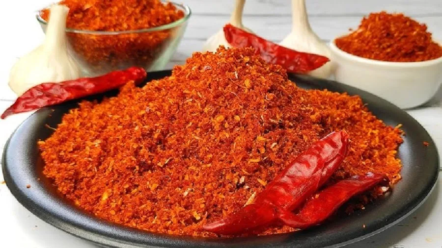 વડા પાઉંની ચટણીની રેસિપી: સિક્રેટ રીતે બનાવો મુંબઈ વાળી સૂકી લસણની લાલ ચટણી 2 Vada Pav Chutney