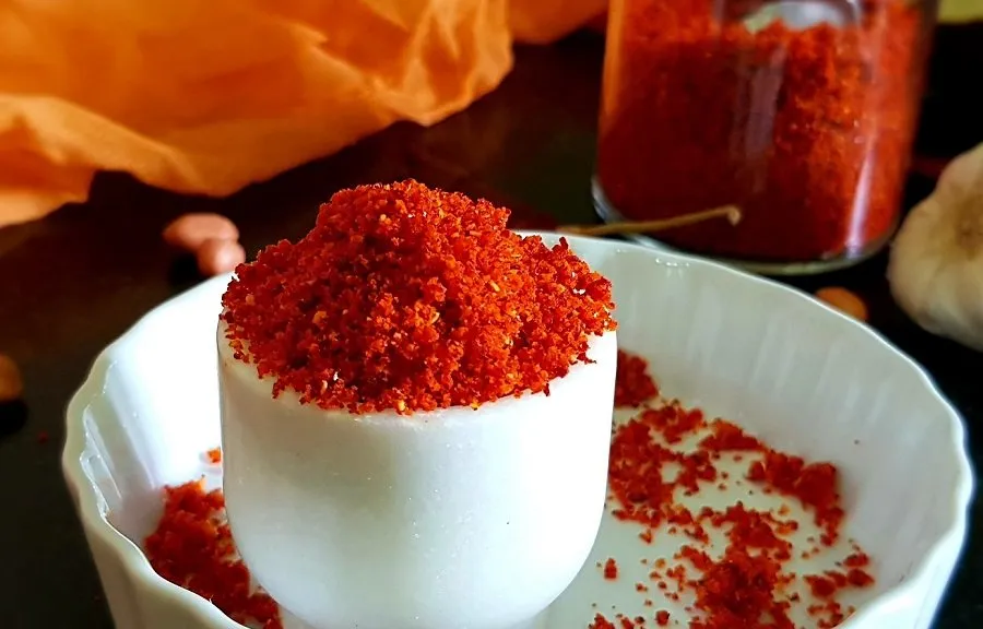 વડા પાઉંની ચટણીની રેસિપી: સિક્રેટ રીતે બનાવો મુંબઈ વાળી સૂકી લસણની લાલ ચટણી 3 Vada Pav Chutney