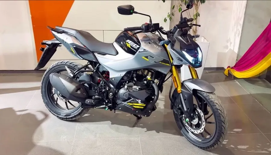 હીરોએ લોન્ચ કરી Xtreme 160R 4Vની નવી એડિશન, ક્રૂઝ કંટ્રોલ સહિત મળે છે ઘણા સેગમેન્ટ-ફર્સ્ટ ફીચર્સ 3 bike.jpg