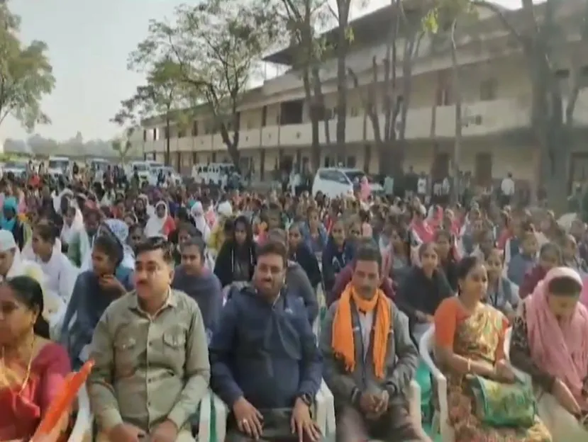 દાહોદના ગરબાડામાં સરદાર પટેલની 150મી જન્મજયંતિ નિમિત્તે ભવ્ય એકતા પદયાત્રાનું આયોજન 3 sardar patel dahod padyatra 2.jpeg