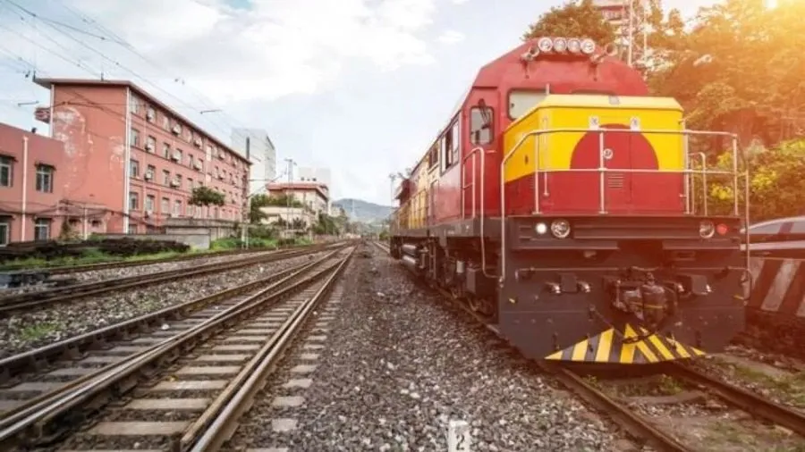 શું 'RailOne' છાડી દેશે 'IRCTC' ને? ભારતીય રેલવેના નવા 'સુપર એપ' વિશે તમારે જાણવું જ જોઈએ! 2 Railway Recruitment