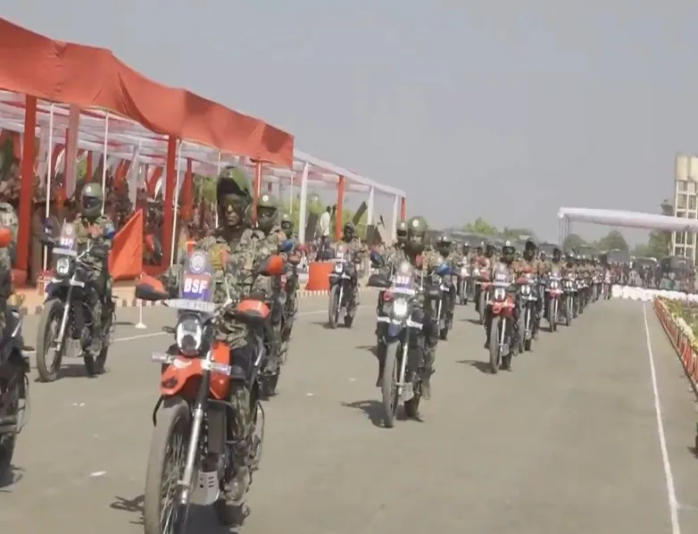 જમ્મુથી ભુજ સુધીની BSF બાઇક યાત્રા: નશામુક્તિ અને રાષ્ટ્રીય એકતાનો અનોખો ઉપક્રમ 2 BSF motorbike rally 1.jpeg