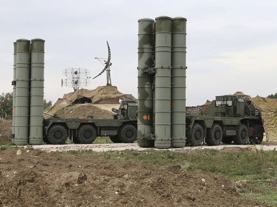 S-400 માં ભારતનો માસ્ટરસ્ટ્રોક! એર ડિફેન્સ સિસ્ટમ 50% સ્વદેશી થશે, રશિયાએ કરી મોટી ઑફર! 2 S 400s.jpg