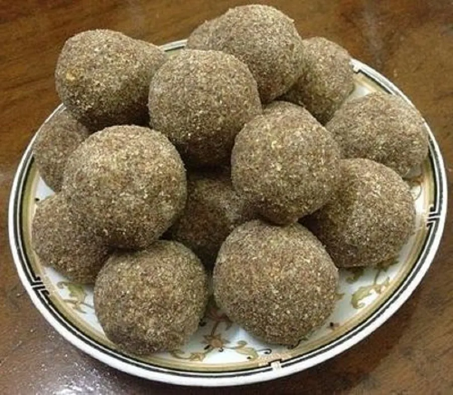 Millet laddu