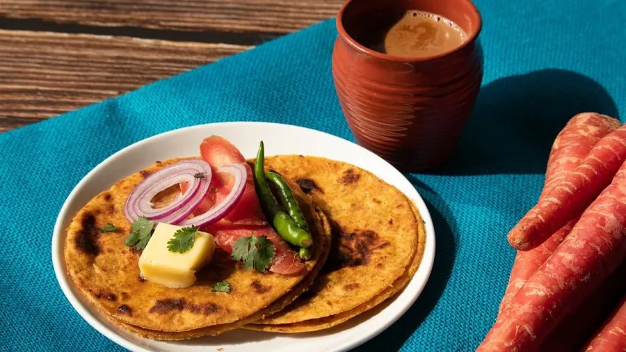 શિયાળાના નાસ્તામાં નવા સ્વાદનો તડકો: વિન્ટર સ્પેશિયલ ગાજર-પનીરના ગરમા-ગરમ પરાઠાની રેસીપી 2 Carrot-paneer parathas