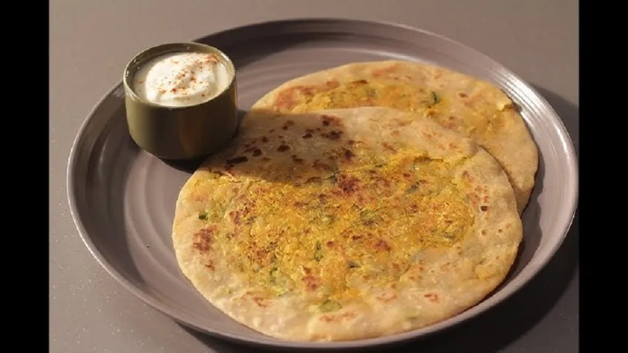 Raw papaya paratha
