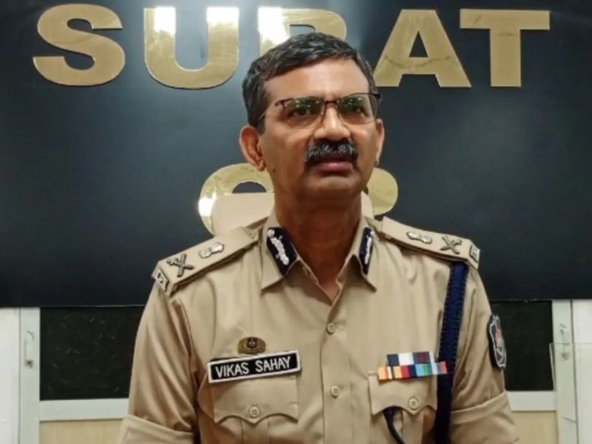 જીગ્નેશ મેવાણીના નિવેદનથી ઉઠ્યો પોલીસ વિવાદ, DGP વિકાસ સહાયનો સ્પષ્ટ સંદેશ 3 jignesh mewani police issue 2.png