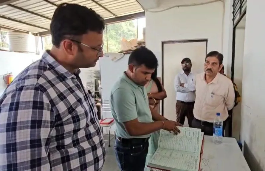 છોટાઉદેપુરમાં ફૂડ પૉઇઝનિંગના કેસ, 18 વિદ્યાર્થીઓ અસ્વસ્થ 2 Chhota Udaipur food poisoning 2.png