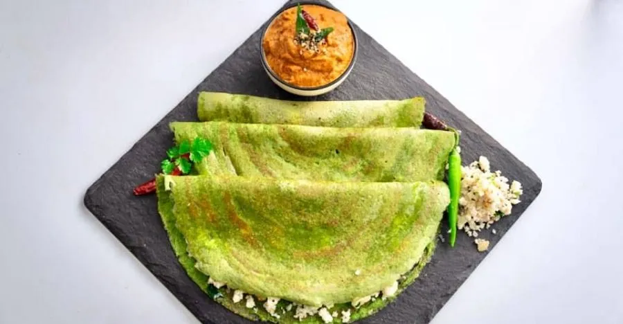 Palak Paneer Dosa 