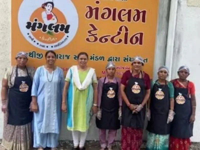 રાજ્યમાં સખી મંડળોને સ્વાવલંબન તરફ દોરી રહેલી GLPCની આગવી પહેલ 3 mangalam canteen empowerment 2.jpg