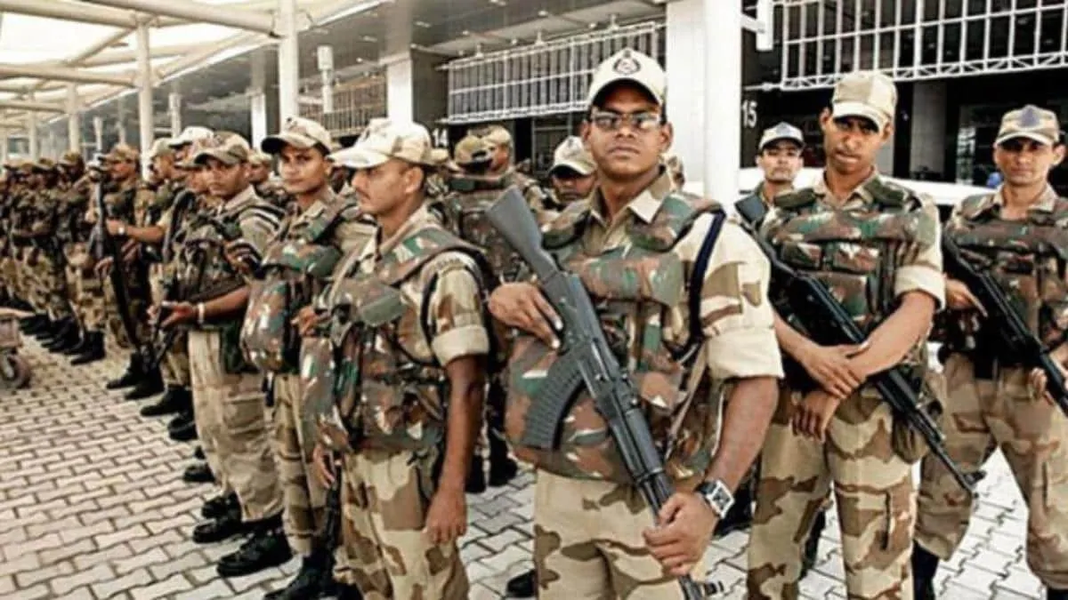 સંસદની સુરક્ષા હવે વધુ મજબૂત: CISF જવાનોની તૈનાતી 3 થી વધારીને 4 વર્ષ કરાઈ 3 cf.jpeg