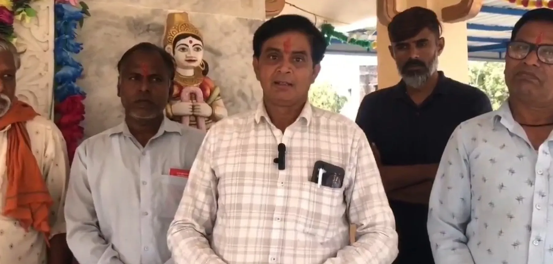 ગણેશપુરા ગામનું 200 વર્ષથી વધુ જૂનું ગણપતિ મંદિર આજે પણ આસ્થાનું મુખ્ય કેન્દ્ર 2 Ganeshpura Ganpati temple 2.jpeg