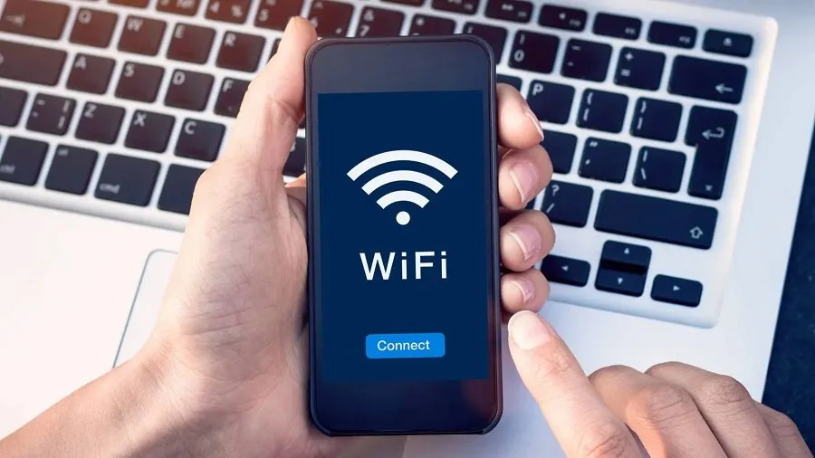 ફ્રી Wi-Fi વાપરવું પડી શકે છે મોંઘું, OTP વગર પણ ખાલી થઈ શકે છે બેંક ખાતું 2 Public Wi-Fi
