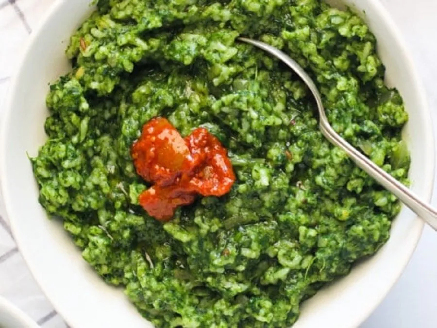 Bathua/spinach khichdi