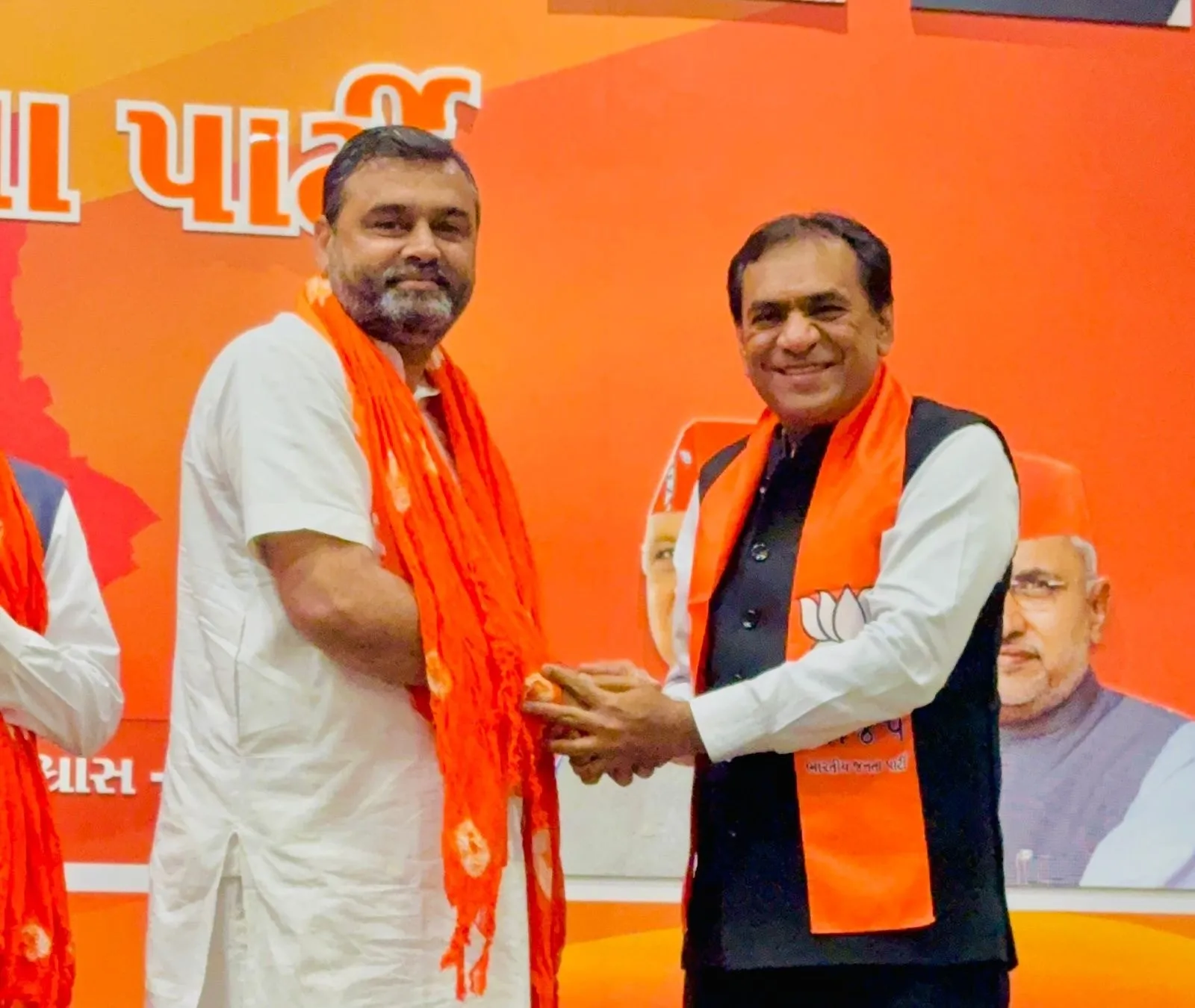 પ્રકાશ વરમોરાના ‘ચારિત્રહીનતા’ મુદ્દે બોલતા સત્તાધારી પક્ષ પર ઉઠ્યા પ્રશ્નો 3 Gujarat BJP MLA statement 2.png