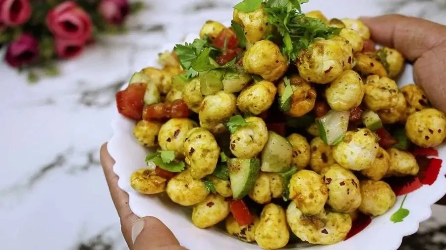 Makhana chaat