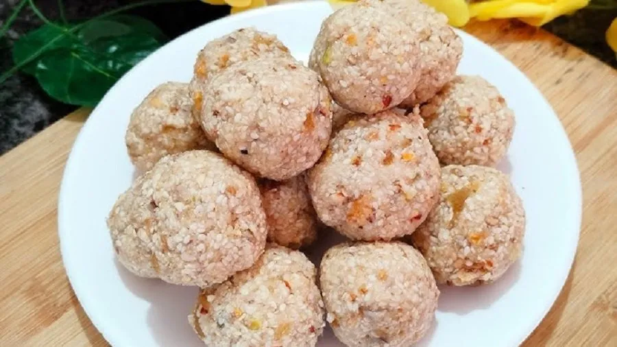 તલ અને માવાના લાડુ: સ્વાદ અને સ્વાસ્થ્યથી ભરપૂર શિયાળાની ખાસ મીઠાઈ 3 Sesame and mawa laddus