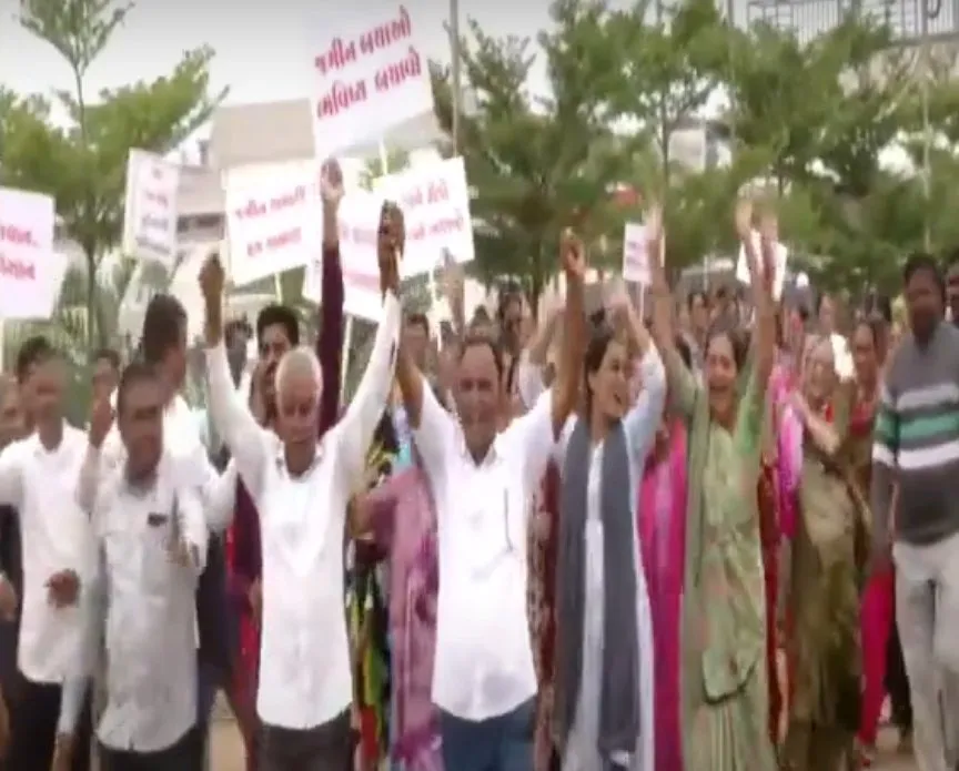 હિંમતનગરમાં HUDA સામે 11 ગામોના લોકોનો ઉગ્ર વિરોધ 2 himatnagar HUDA issue 1.jpeg