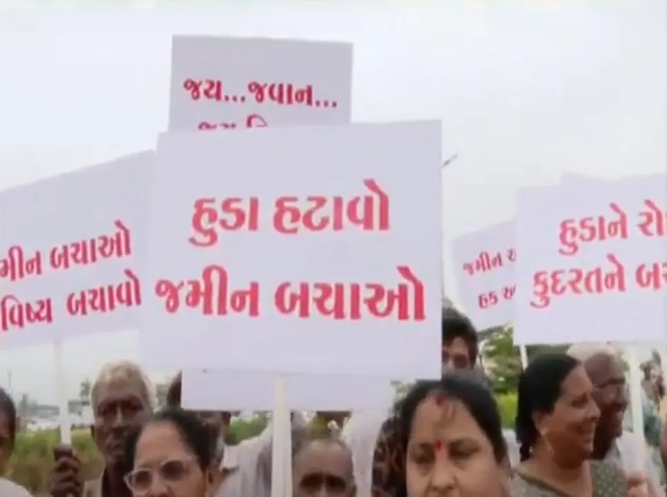 હિંમતનગરમાં HUDA સામે 11 ગામોના લોકોનો ઉગ્ર વિરોધ 3 himatnagar HUDA issue 2.jpeg