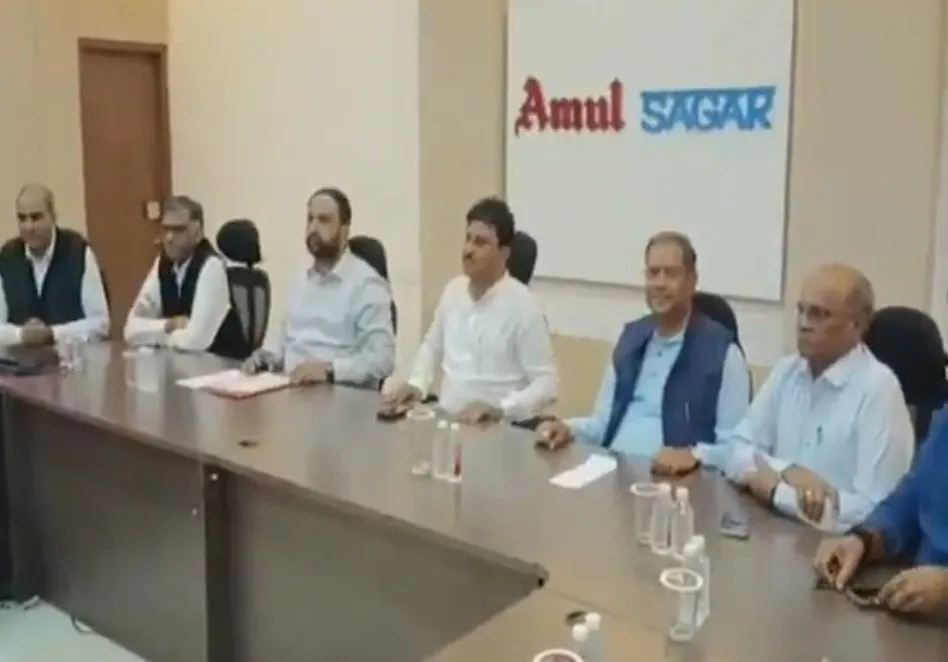 દૂધસાગર ડેરીમાં ફરી અશોકભાઈની એન્ટ્રી અને નવા વિકાસ યોજનાનો આરંભ 3 mehsanas dudhsagar dairy 2.jpeg