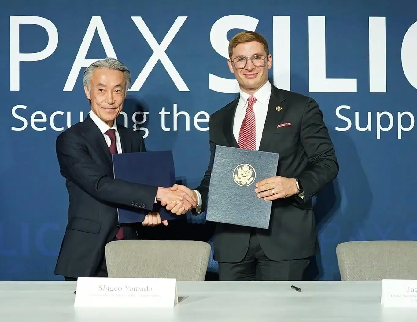 Pax Silicaની આમંત્રણ યાદી, નવા વૈશ્વિક ટેક પાવર બ્લોકમાં ભારતની અવગણના? 2 WhatsApp Image 2025 12 13 at 9.29.13 AM.jpeg