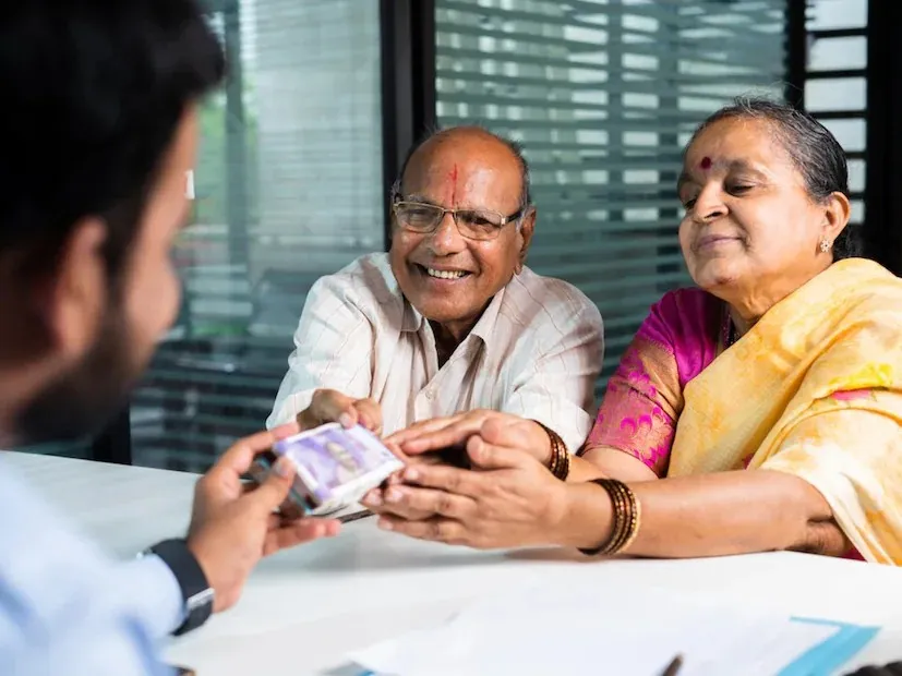 સાવધાન! NPS માંથી પૈસા ઉપાડવામાં ભૂલ કરી તો નિવૃત્તિ ફંડ થઈ જશે સાફ, સમજો SLW અને SUR નો તફાવત 2 Atal Pension Scheme 1.png