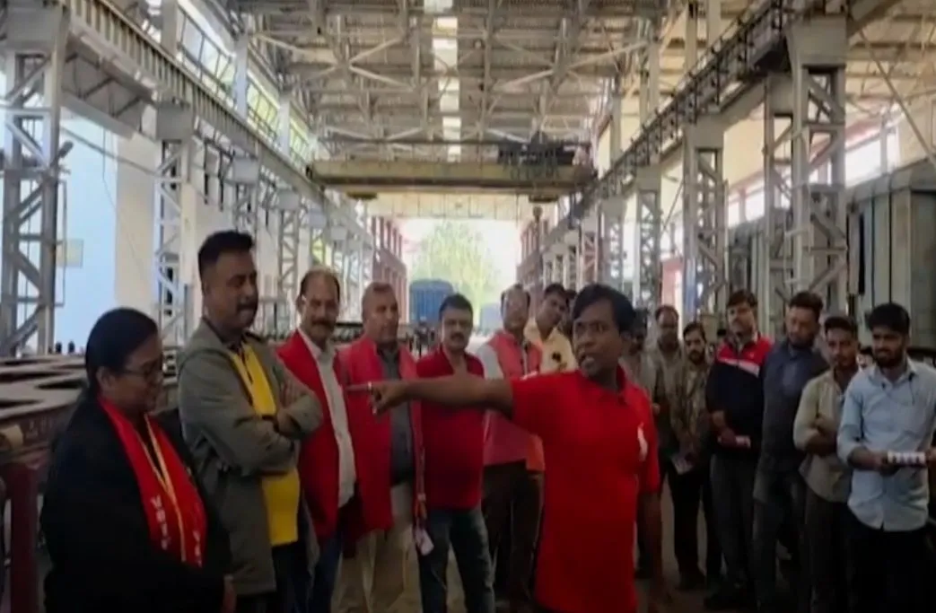 JC બેંક ડિરેક્ટર ચૂંટણીને લઈ પશ્ચિમ રેલવેમાં WREU અને WRMS વચ્ચે જંગ 3 JC Bank election 2.jpeg