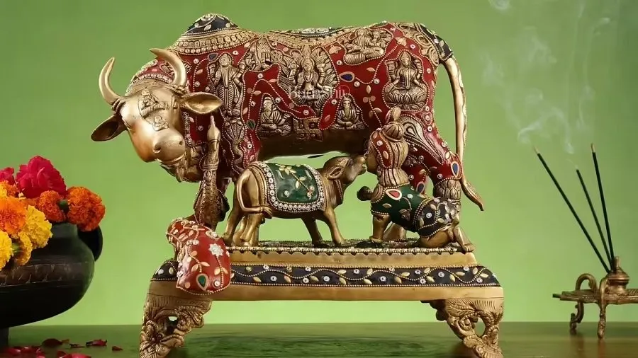 Kamdhenu statue