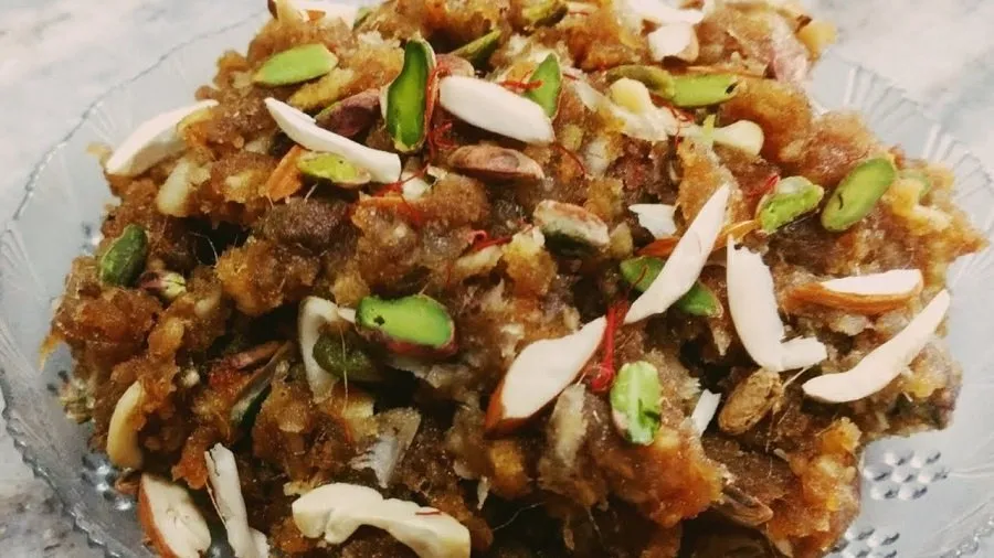 શરદી, ઉધરસ અને શ્વાસની તકલીફને દૂર ભગાડશે આ દેશી નુસખો, જાણો આદુના હલવાની રેસીપી 3 Ginger Halwa