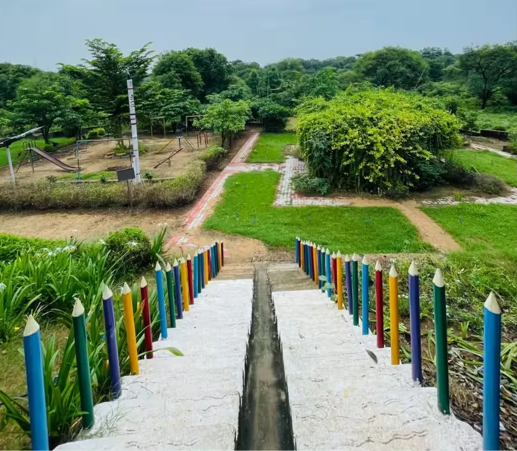 ગાંધીનગરની સરકારી શાળાને રાષ્ટ્રીય ગ્રીન સ્કૂલ એવોર્ડથી સન્માન 3 Green School Award 1.png