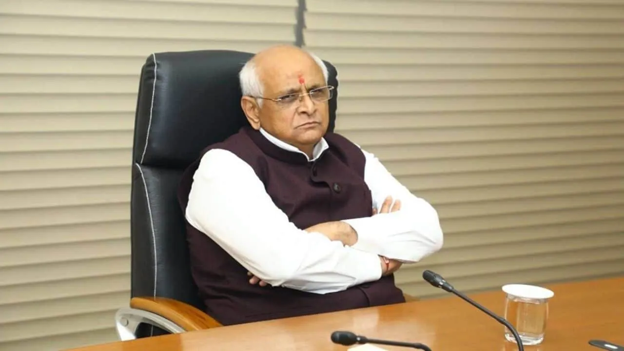 વિકાસકાર્યોમાં ગતિ લાવવા મુખ્યમંત્રીના કડક આદેશ 2 Gujarat Cabinet Development Review 1.png