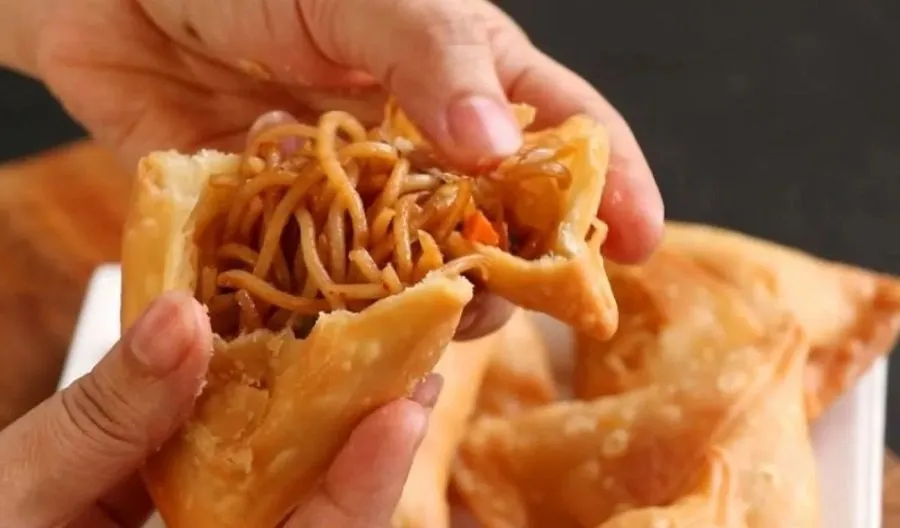 Noodle Samosa