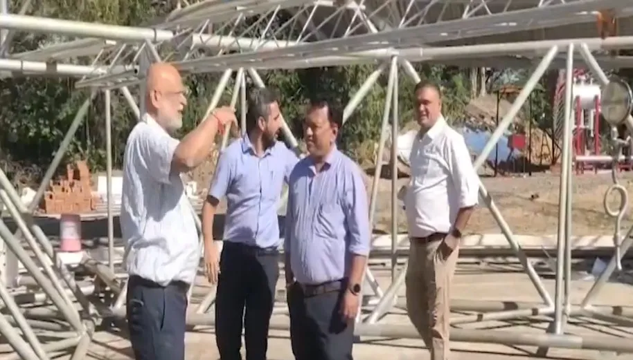 વડોદરાનું ગોરજ ગામ કેમ બન્યું રાષ્ટ્રીય ચર્ચાનું કેન્દ્ર 3 Solar Dish Vadodara 1.jpeg
