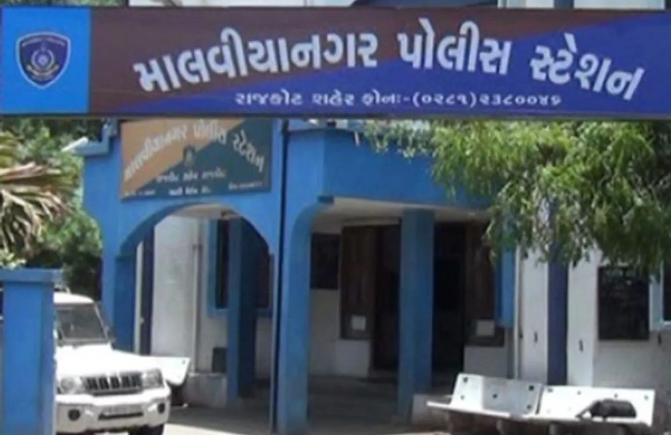 મહિલા અને બાળ સુરક્ષા અંગેના દાવાઓ વચ્ચે રાજકોટની શરમજનક ઘટના 2 Child Safety Gujarat 1.png