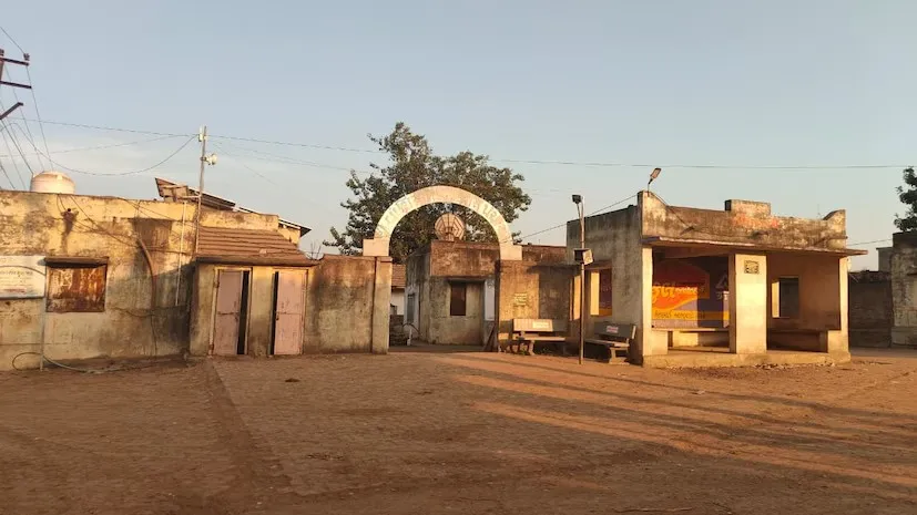 સાવરકુંડલા તાલુકાના વાશીયાળી ગામે 30 લાખના વિકાસ કાર્યો પૂર્ણ 3 vashiyali Village Development Amreli 1.png