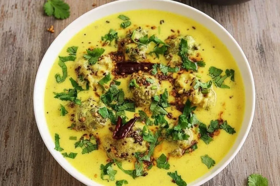 Rajasthani Pakoda Kadhi