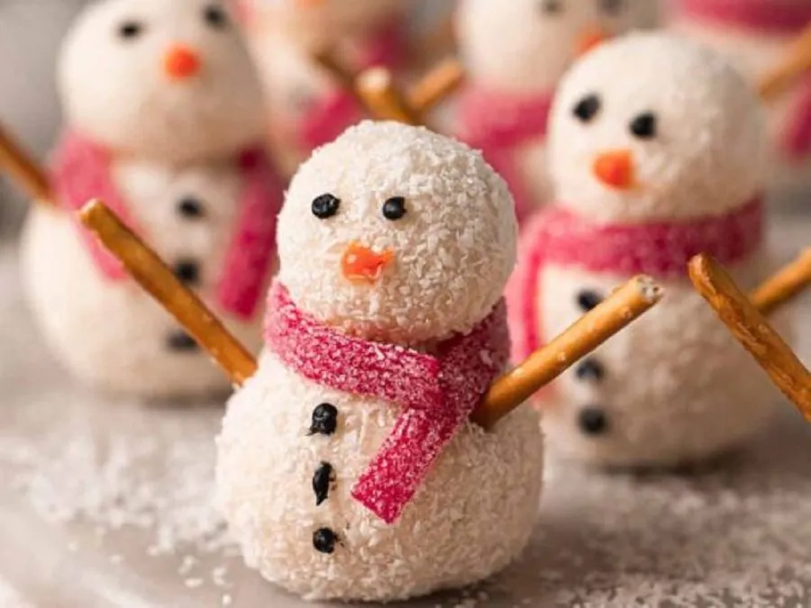 Coconut Snowman