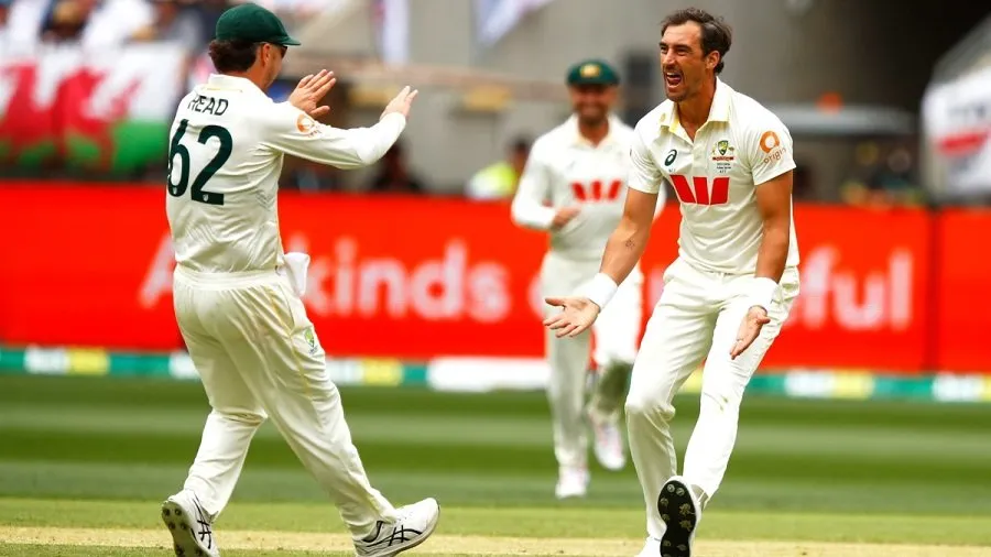 AUS vs ENG: સ્ટાર્કની શાનદાર ફોર્મ, શ્રેણીમાં ઓસ્ટ્રેલિયાની દબદબો સાથે ઇતિહાસ રચવાની તક 2 smit.jpg