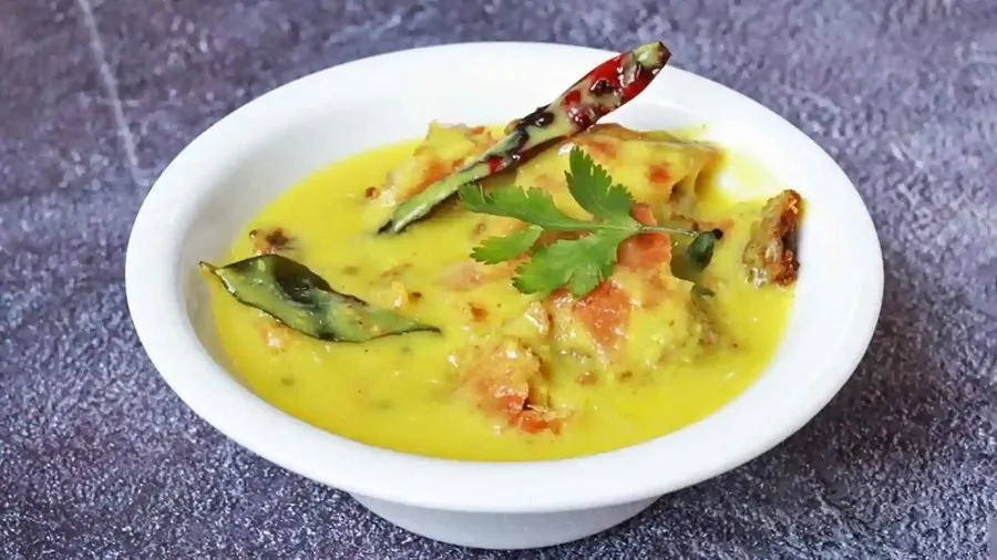Kadhi Kachori