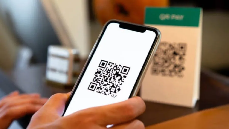 શું તમે પણ રેસ્ટોરન્ટમાં QR સ્કેન કરીને ઓર્ડર આપો છો? જાણી લો આ નવા સ્કેમ વિશે 2 QR code