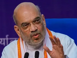 રાહુલ ગાંધીના નિવેદનથી કેન્દ્રમાં હલચલ: એકસાથે ત્રણ મંત્રીઓએ મોરચો સંભાળ્યો, જાણો શું છે વિવાદ 2 Amit Shah Gujarat Visit 4