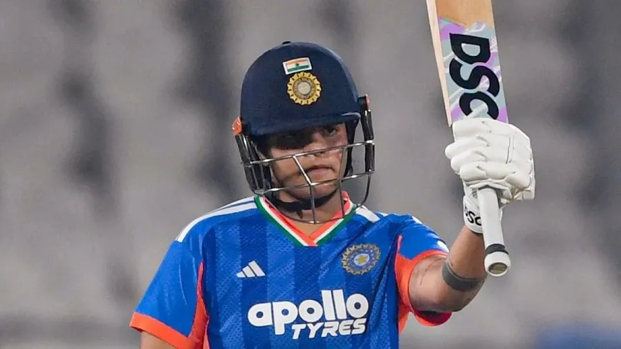 IND W vs SL W: શેફાલી વર્મા શાનદાર ફોર્મમાં, રેકોર્ડ તોડી ભારતને શ્રીલંકા સામે શ્રેણી જીતાડાવી 2 sefali1.jpg