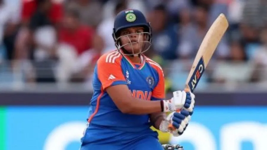IND W vs SL W: શેફાલી વર્મા શાનદાર ફોર્મમાં, રેકોર્ડ તોડી ભારતને શ્રીલંકા સામે શ્રેણી જીતાડાવી 3 sefali112.jpg