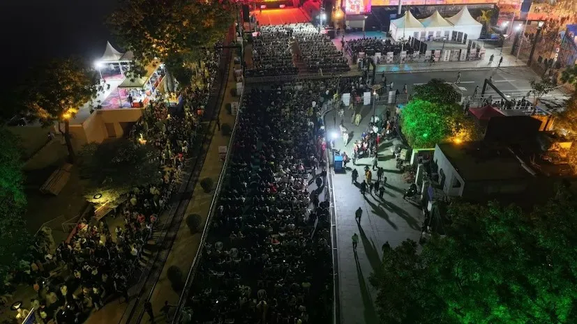 કાંકરિયા કાર્નિવલમાં શનિવારે જનસૈલાબ, ભીડ વધતા તંત્રએ લેવો પડ્યો મોટો નિર્ણય 2 Kankaria Carnival Crowd Management 2.png